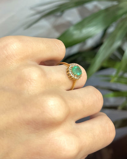 Bague Marguerite Emeraude 1 Carat &amp; 18 Diamants &quot;Tabia&quot;