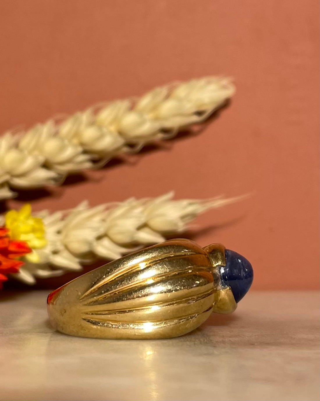 Anillo de oro de 10,53 g con zafiro de Ceilán de 3,25 quilates &quot;Elidith&quot;