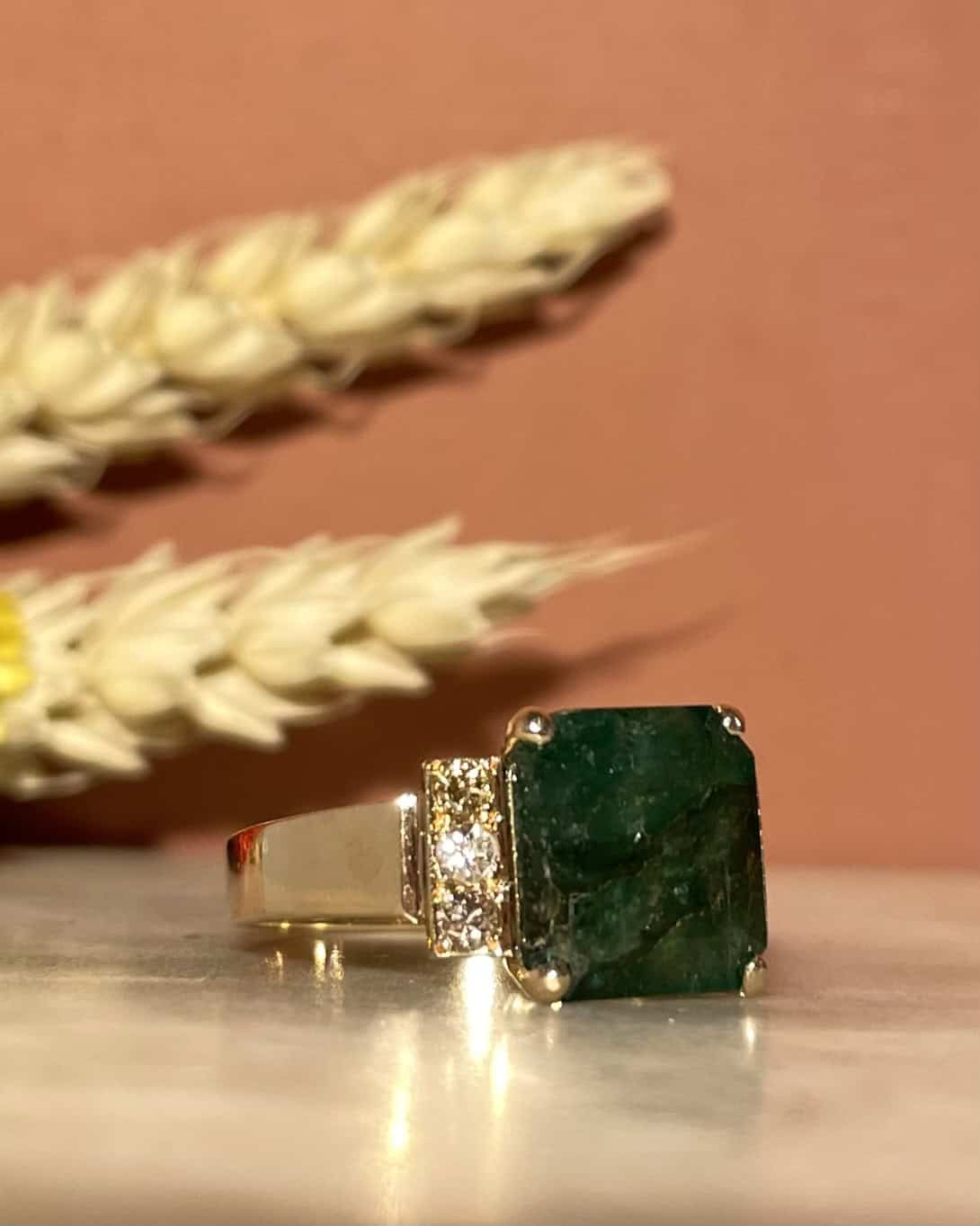 "Marie-Lise" Emerald &amp;amp; Diamond Bangle Ring 4.10 carats