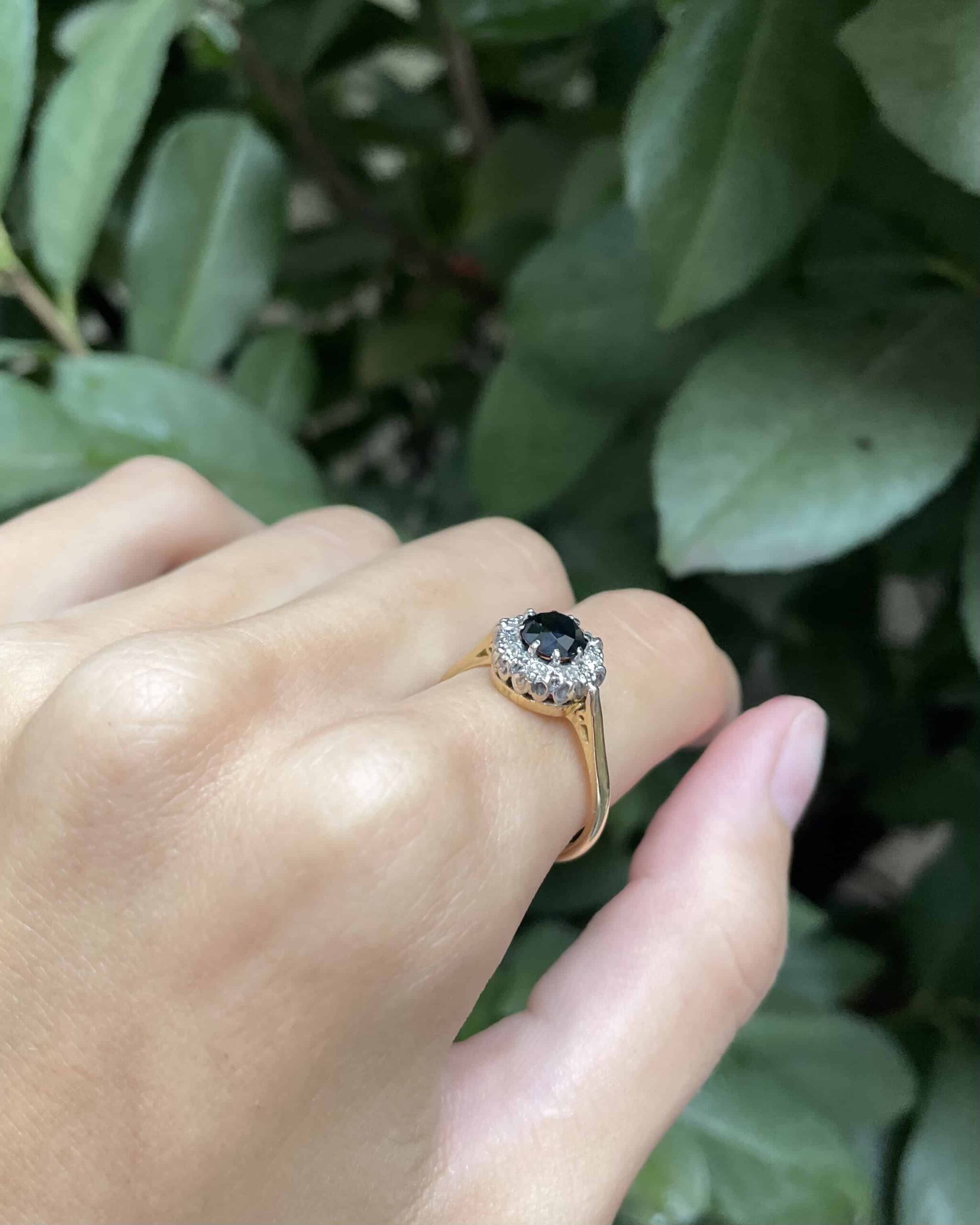 Bague Marguerite Saphir 1 carat &amp; Diamants "Katerine" - Elliade Paris