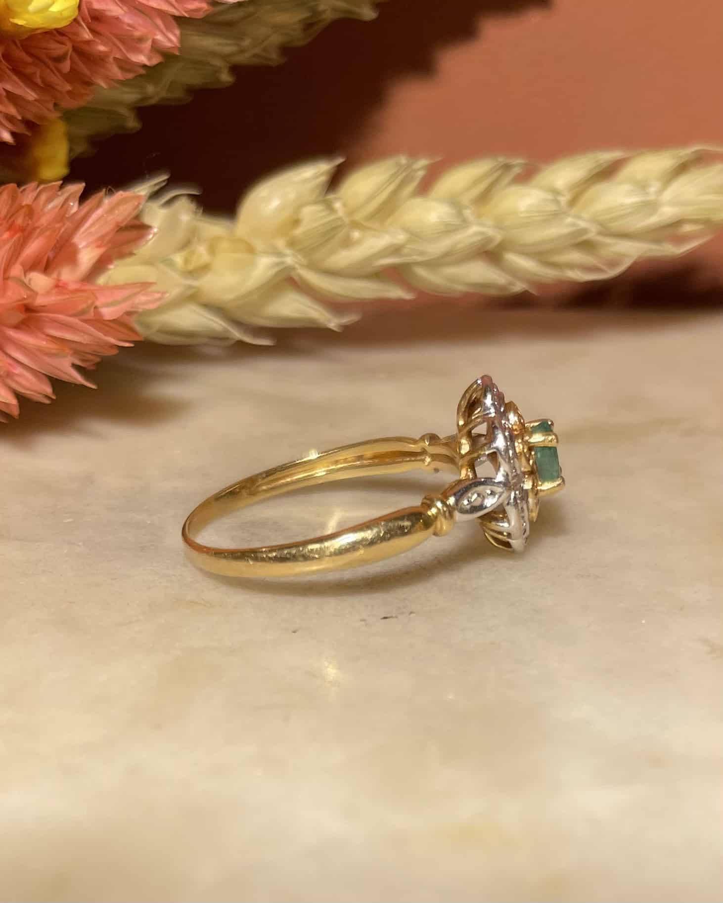 Bague Vintage Marguerite Émeraude &quot;Sarah&quot;