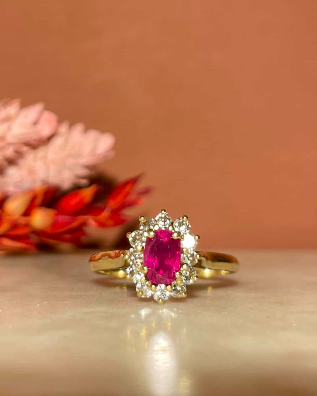 Bague Marguerite Rubis 0.60 carat &amp; Diamants 0.24 carat &quot;Rosanne&quot;