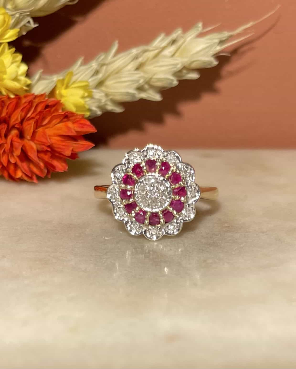 Bague style Art-déco Rubis &amp; 19 Diamants "Anolta"