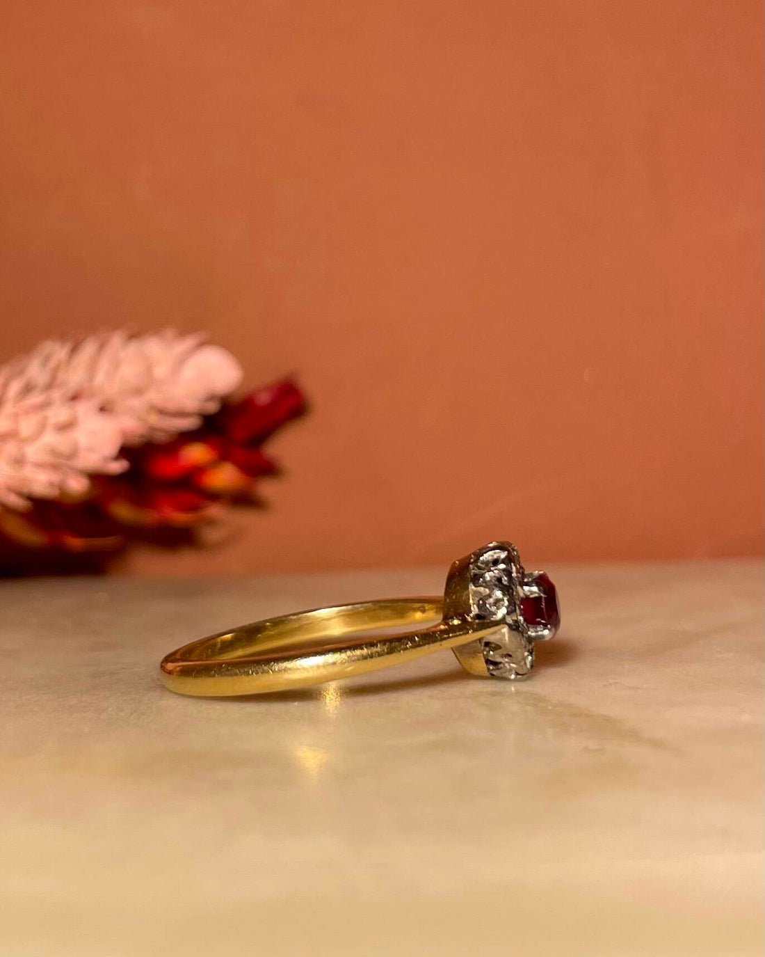 Bague Marguerite Rubis &amp; Diamants &quot;Hanah&quot;