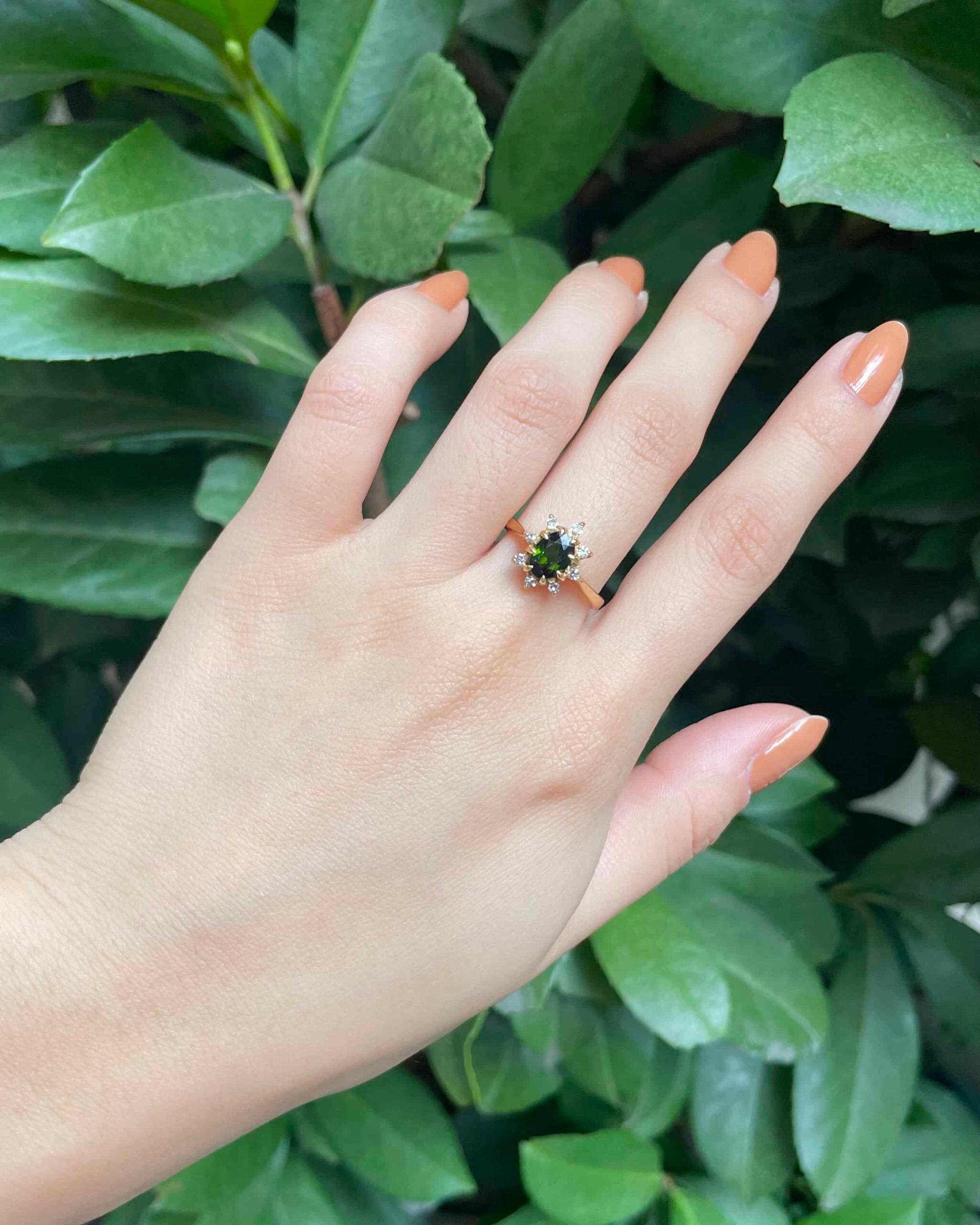 Bague Marguerite Tourmaline Verte &amp; Diamants "Sunniva"