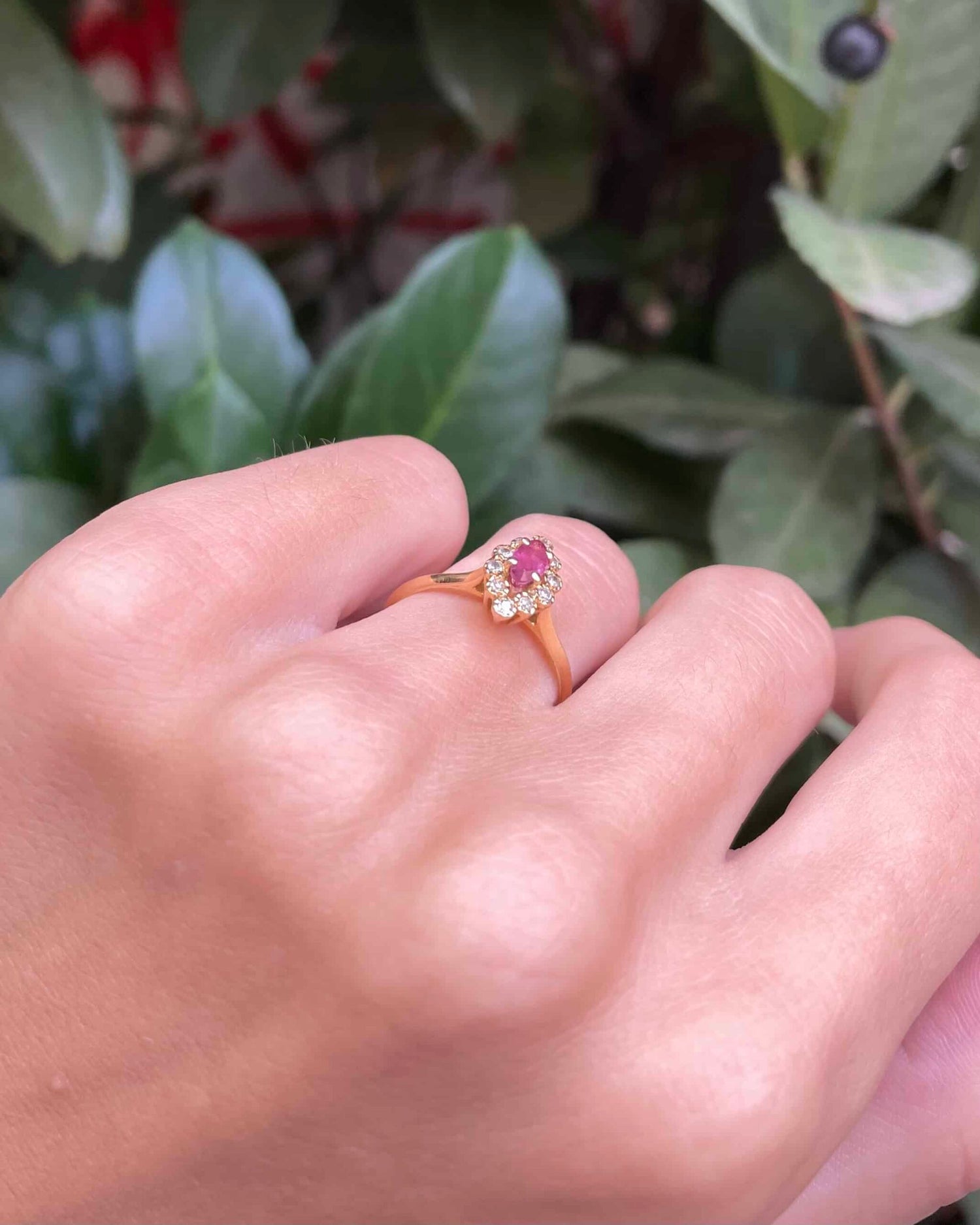 Bague Marquise Rubis &amp; 10 Diamants &quot;Melissane&quot;