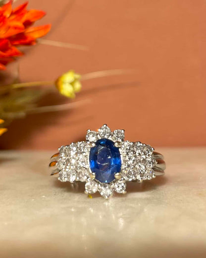 Bague Rivière Saphir 0.90 Carat &amp; 24 Diamants &quot;Jezebel&quot;