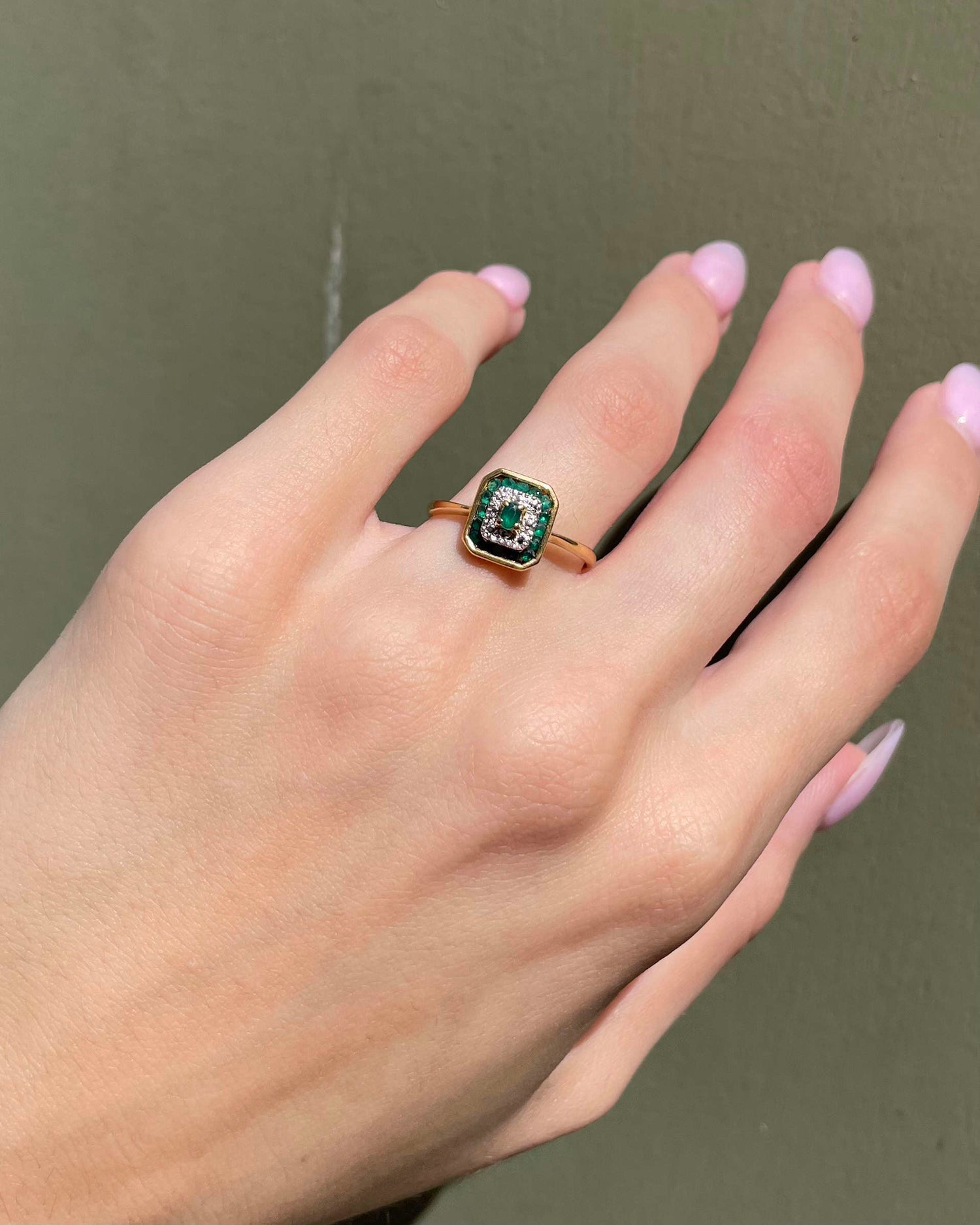 Bague Style Art-Déco Émeraudes &quot;Louison&quot;