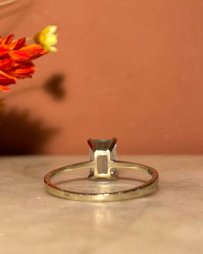 &quot;Aili&quot; 0.75 carat Aquamarine Solitaire Ring