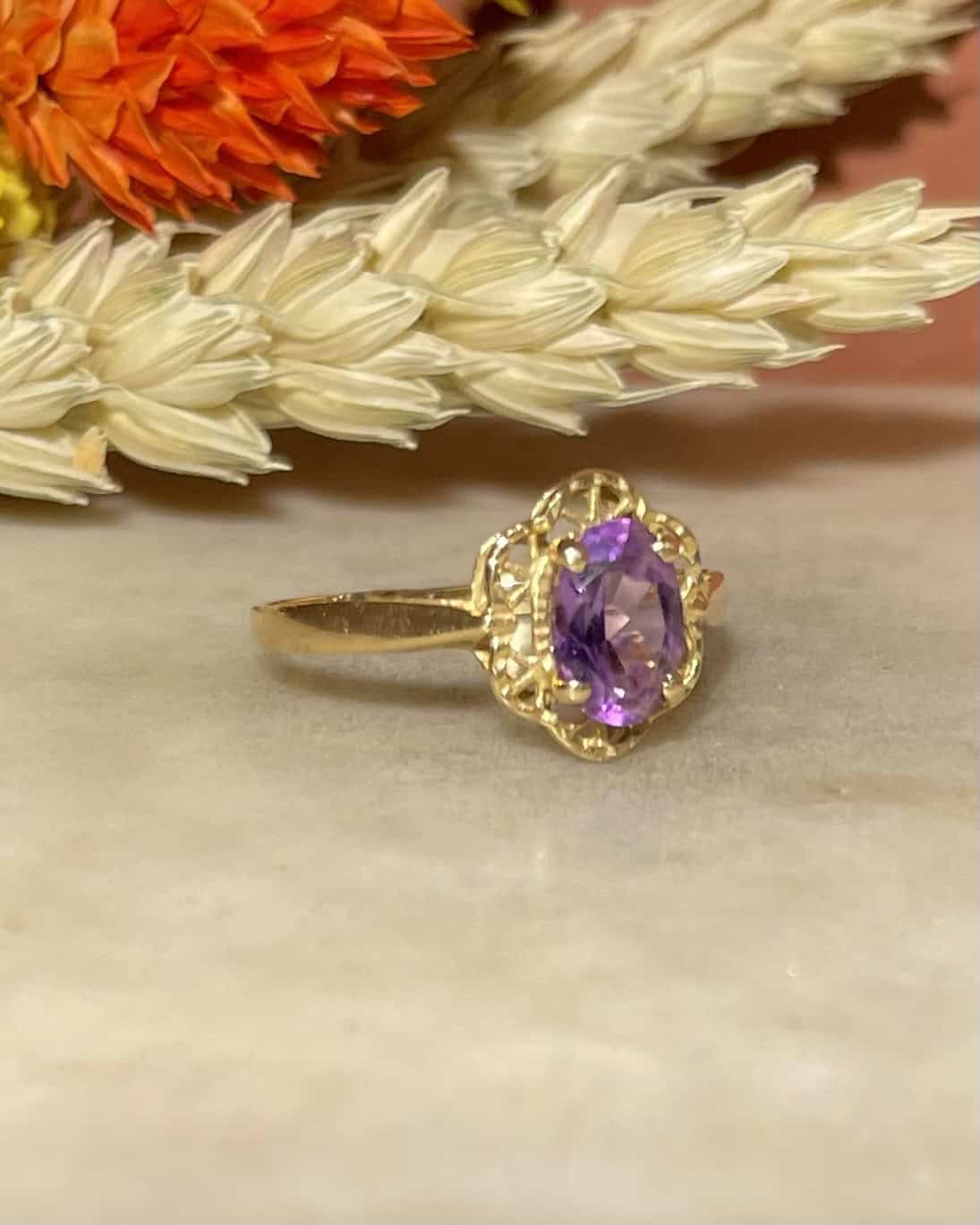 Anillo de cóctel con flor de amatista "Anís" 