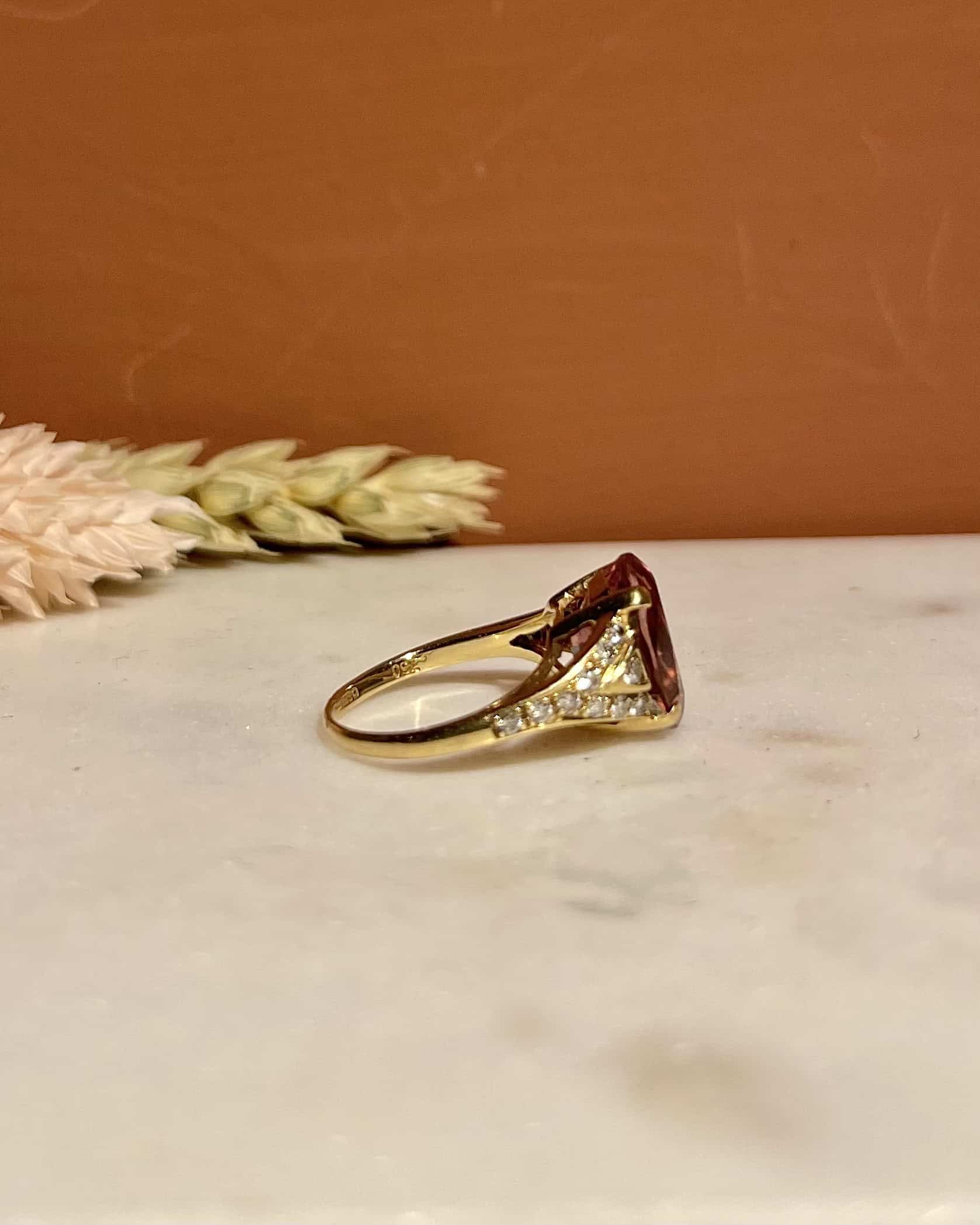 Bague Cocktail Tourmaline Rose 4.20 carats &amp; Diamants "Eline" - Elliade Paris