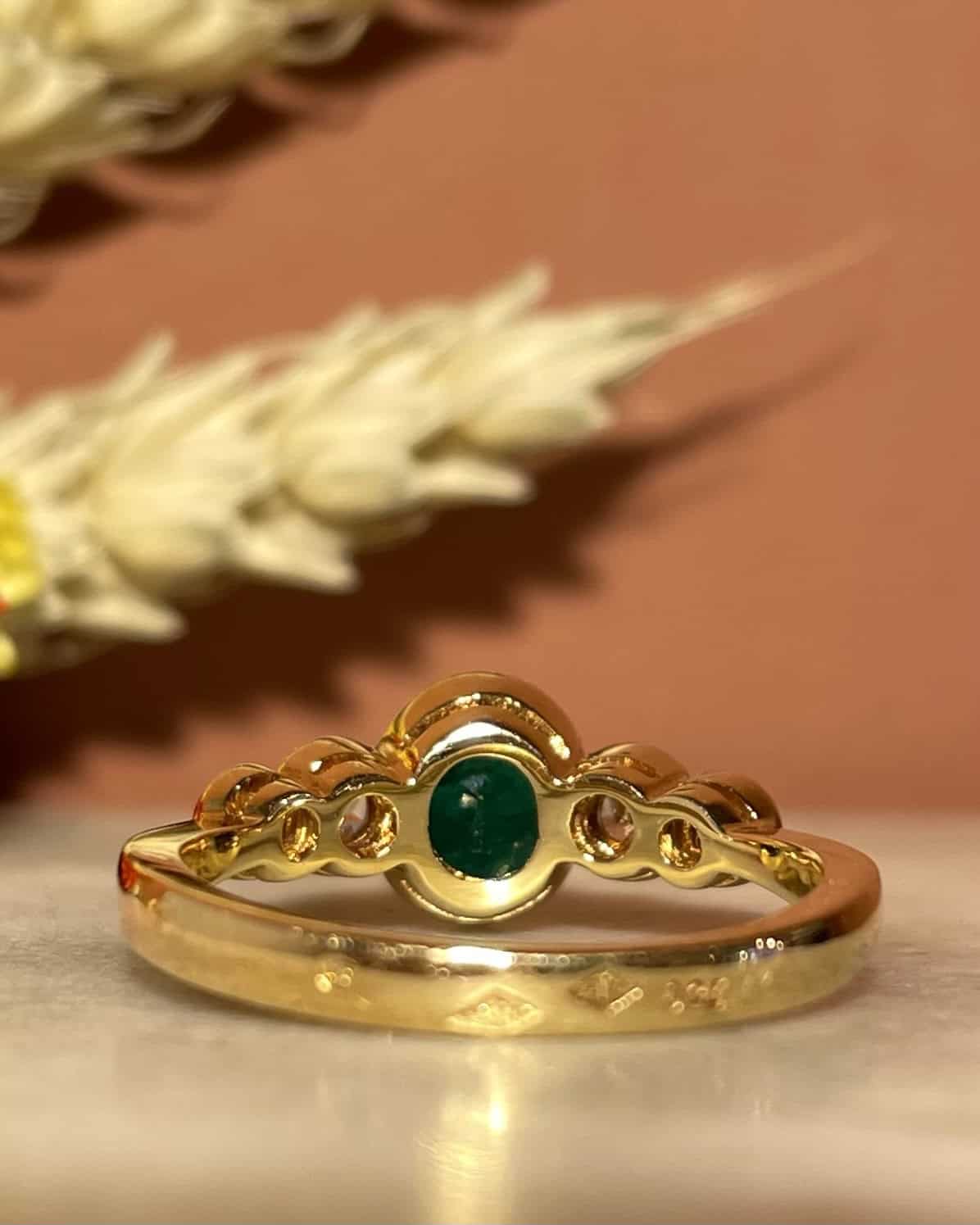 Bague Trilogie Emeraude 0.50 carat &amp; Diamants &quot;Dollie&quot;
