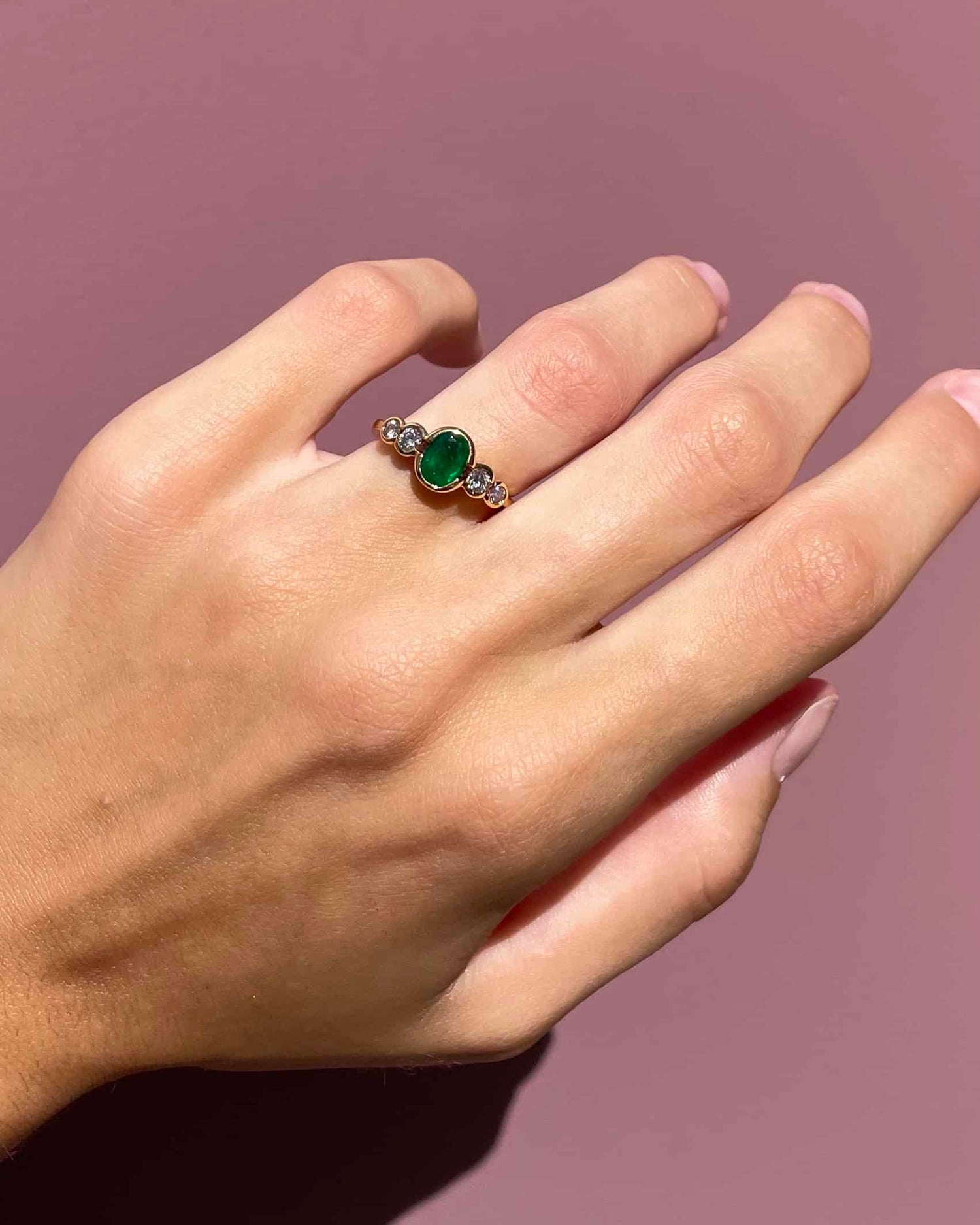 Bague Trilogie Emeraude 0.50 carat &amp; Diamants &quot;Dollie&quot;