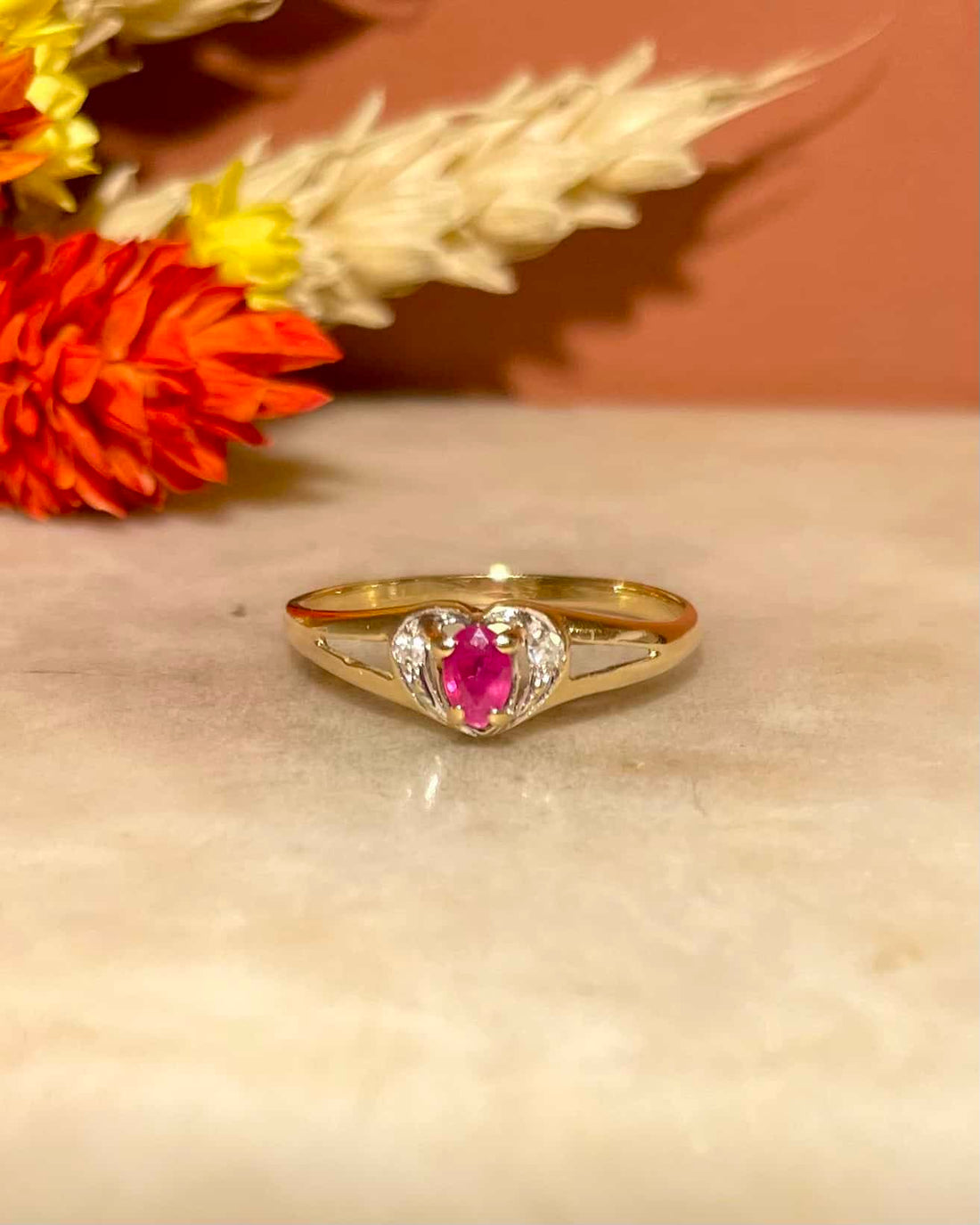 Anillo trilogía de rubíes y diamantes &quot;Laetitia&quot;