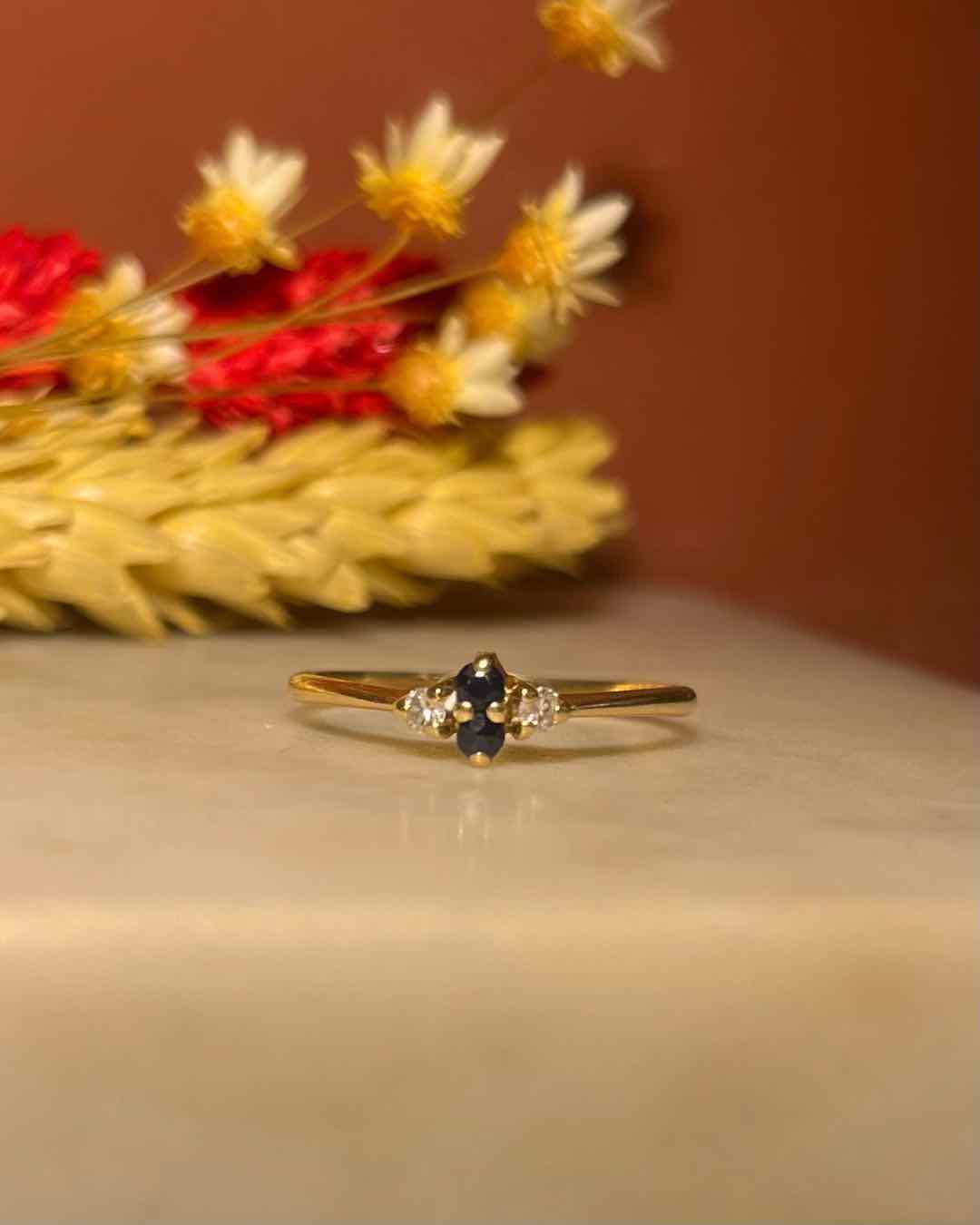 Bague vintage Trilogie Saphirs &amp; Diamants "Eden"