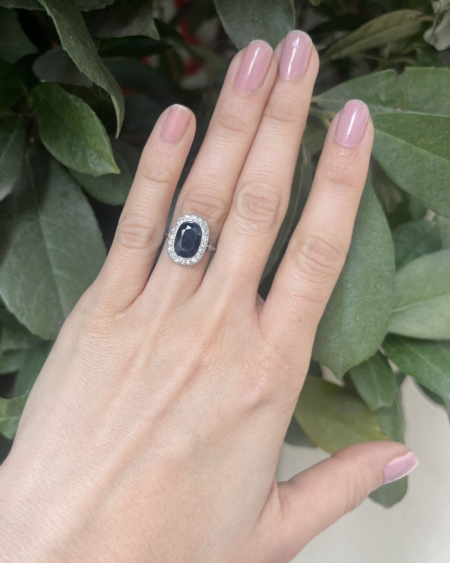 Bague Art-déco Marguerite Saphir 3 carats &amp; Diamants &quot;Hava&quot;