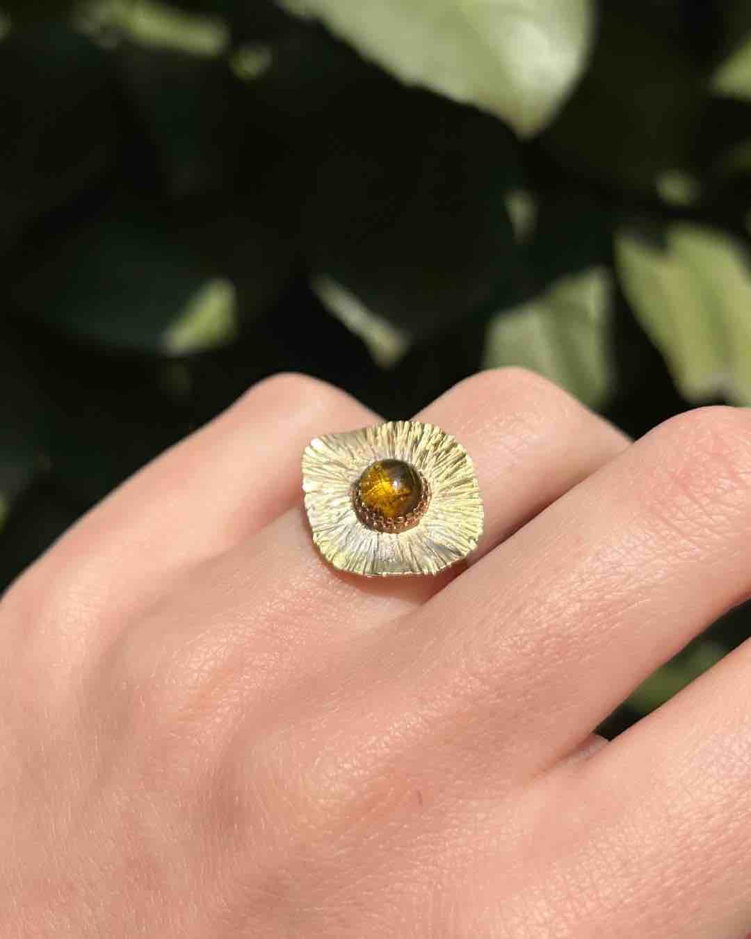 Vintage Sun Tourmaline Ring 1.40 carat "Helios"