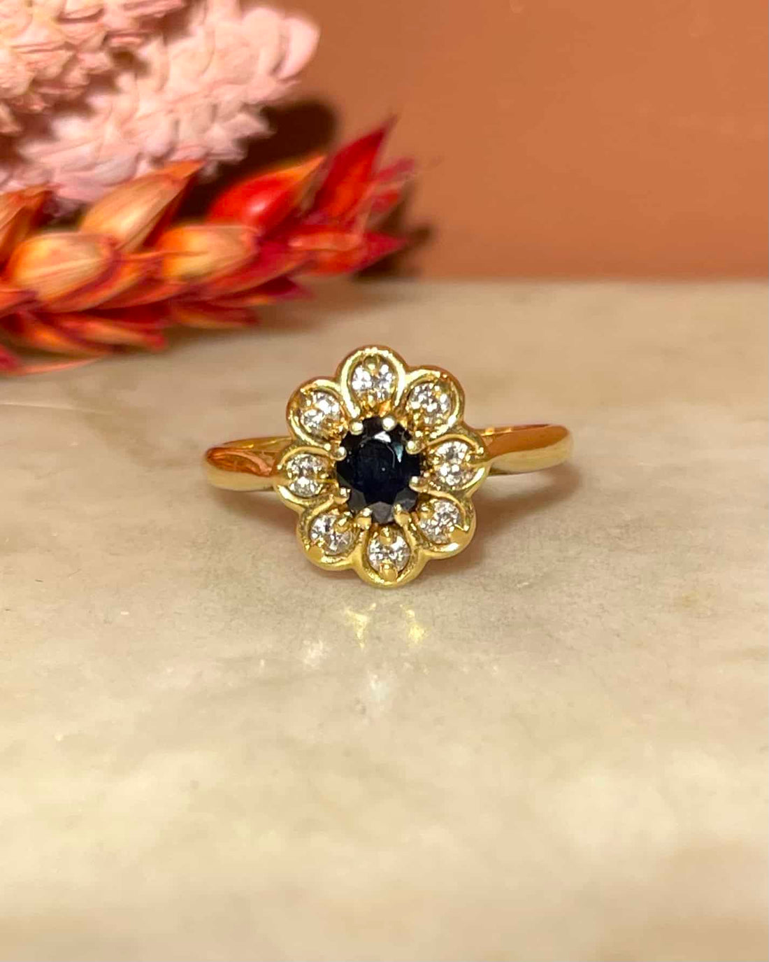Bague Marguerite Saphir &amp; 8 Diamants &quot;Laora&quot;