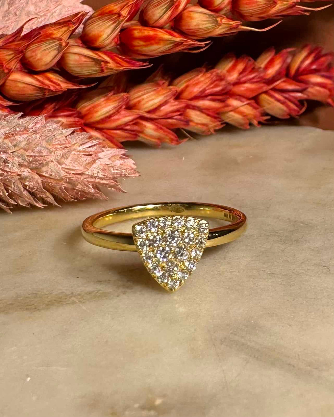 Vintage 18-carat Gold &amp;amp; 21 Diamond &quot;Emna&quot; Ring