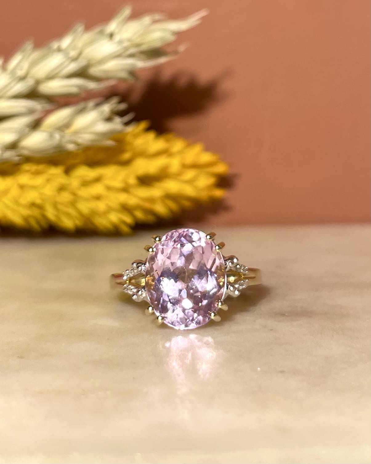 Bague Cocktail Kunzite 5.30 Carats &amp; 4 Diamants "Joshuanna"