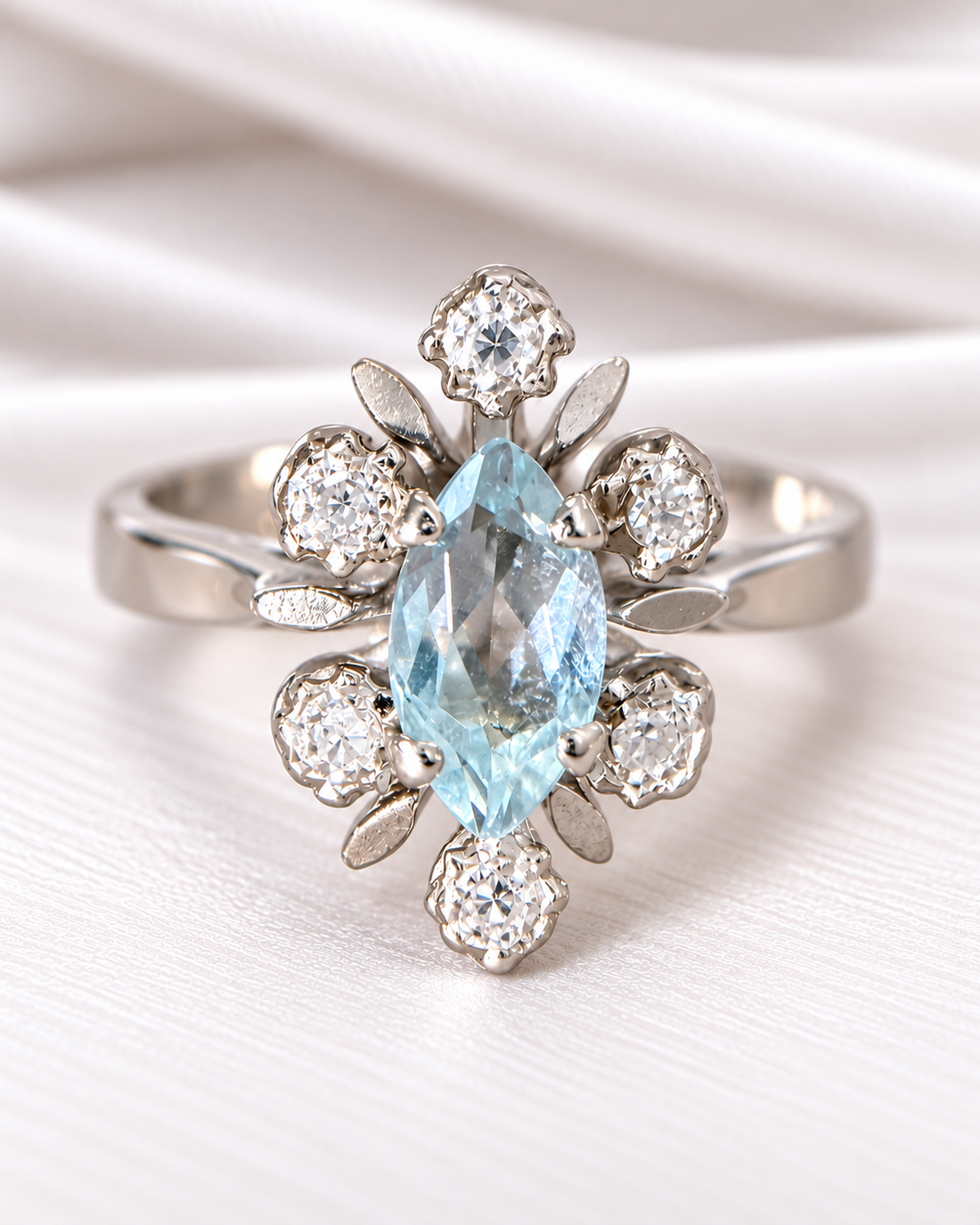 Bague Marquise Aigue-Marine &amp; Diamants "Mélania"