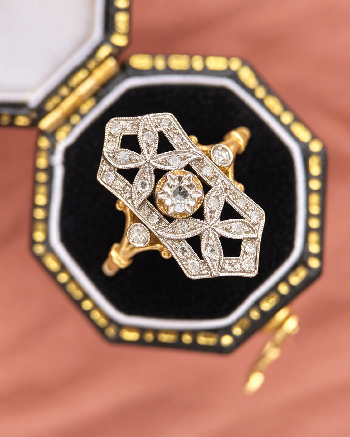 Art Deco Diamond Ring “Ariette”