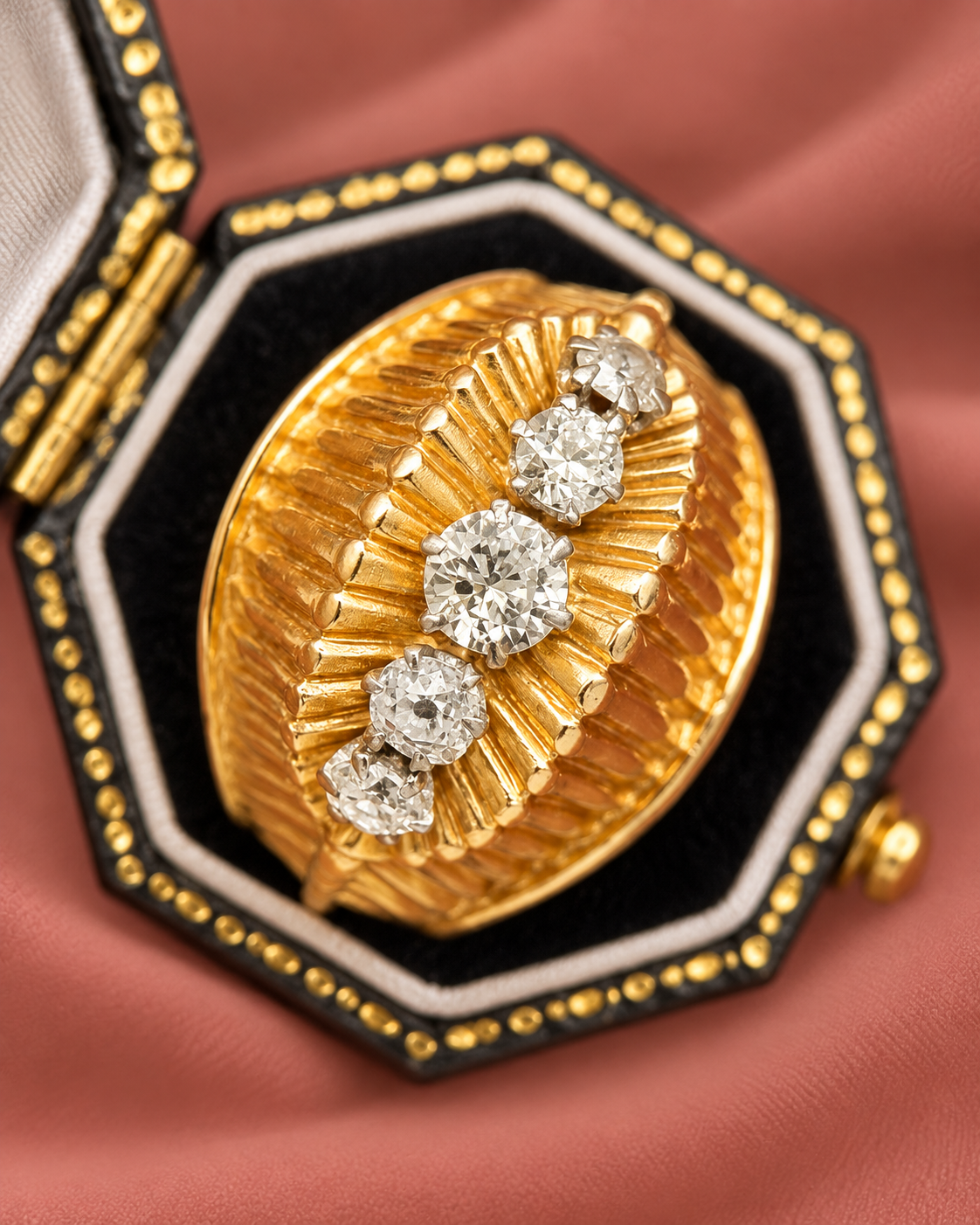 Lally Tank Ring with 1.03 Carats of Diamonds &amp; 18-Karat Gold, 9g