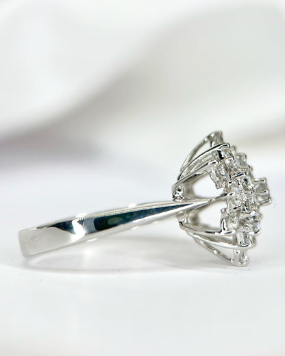 Bague Marguerite Diamants 0.76 carat "Perrine"