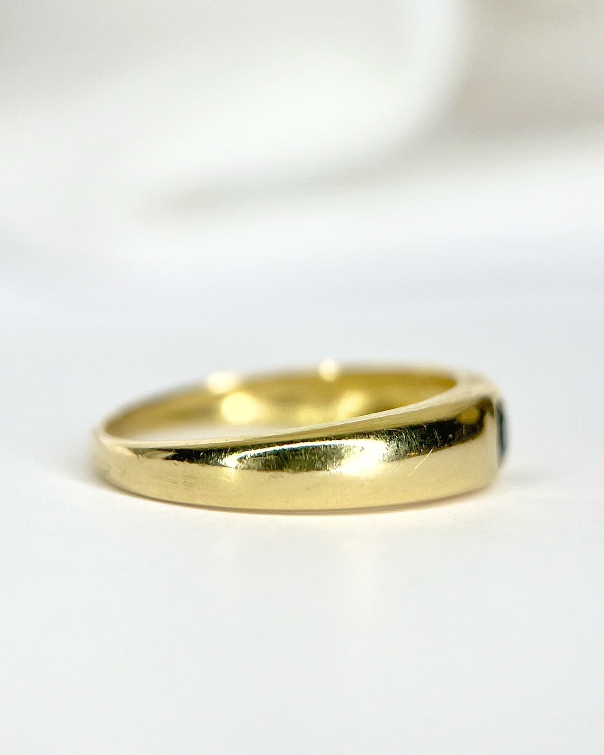 Bague Jonc Saphir "Samy"