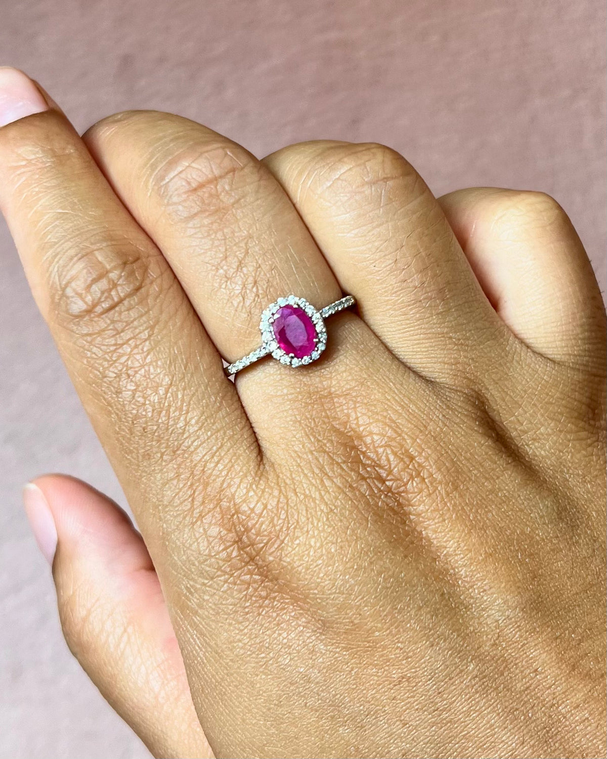 Bague Style Art-Déco Rubis 0.72 carat &amp; Diamants 0.28 carat "Doris"
