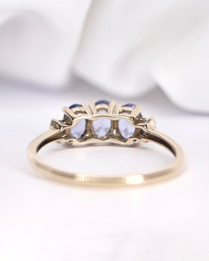 Anillo trilogía de tanzanitas de 1.63 quilates y diamantes «Flore»