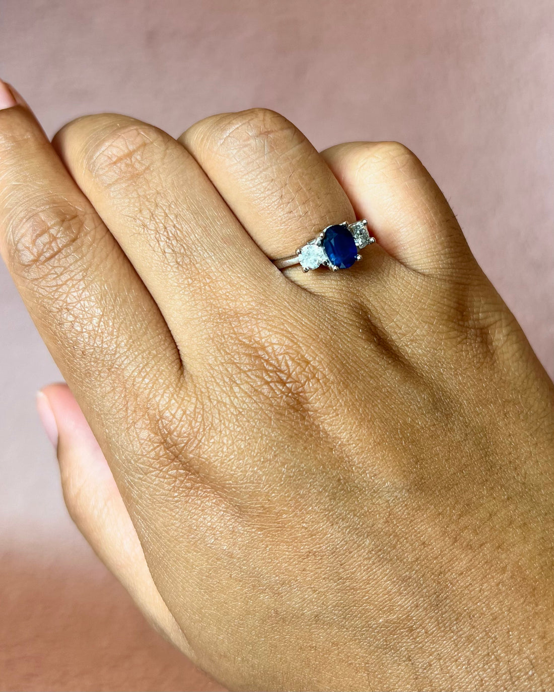 Bague Trilogie Saphir 0.85 carat &amp; Diamants 0.40 carat "Éléanore"