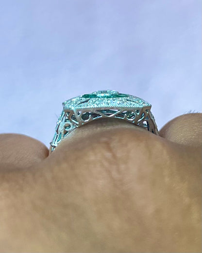 Art Deco-Style Diamond Ring 0.77 carat &amp; Emeralds "Isolde"