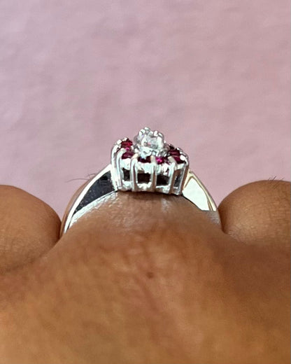 Pear-Shaped Daisy Diamond &amp; Ruby Ring "Ariette"