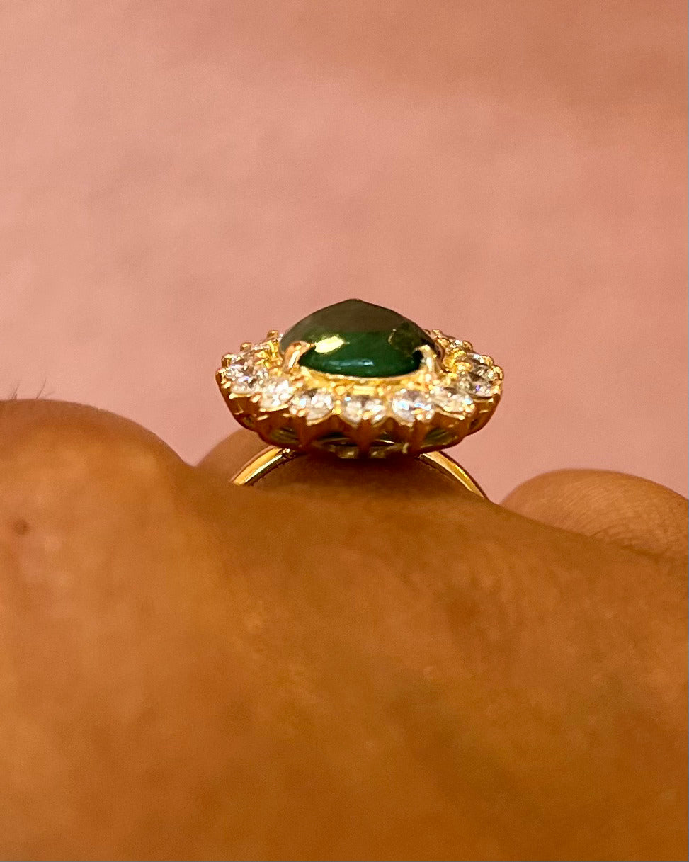 Bague Marguerite Émeraude 3.31 carats &amp; Diamants 0.90 carat 4.9g "Pénélope"