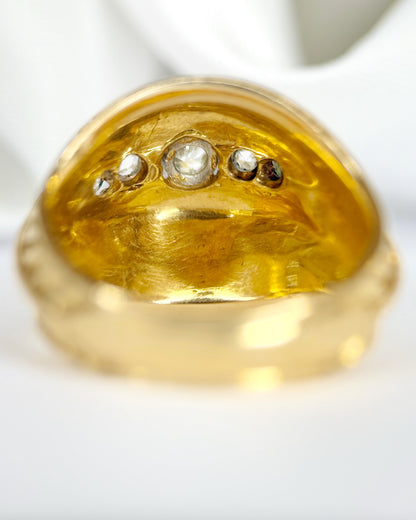 Lally Tank Ring with 1.03 Carats of Diamonds &amp; 18-Karat Gold, 9g