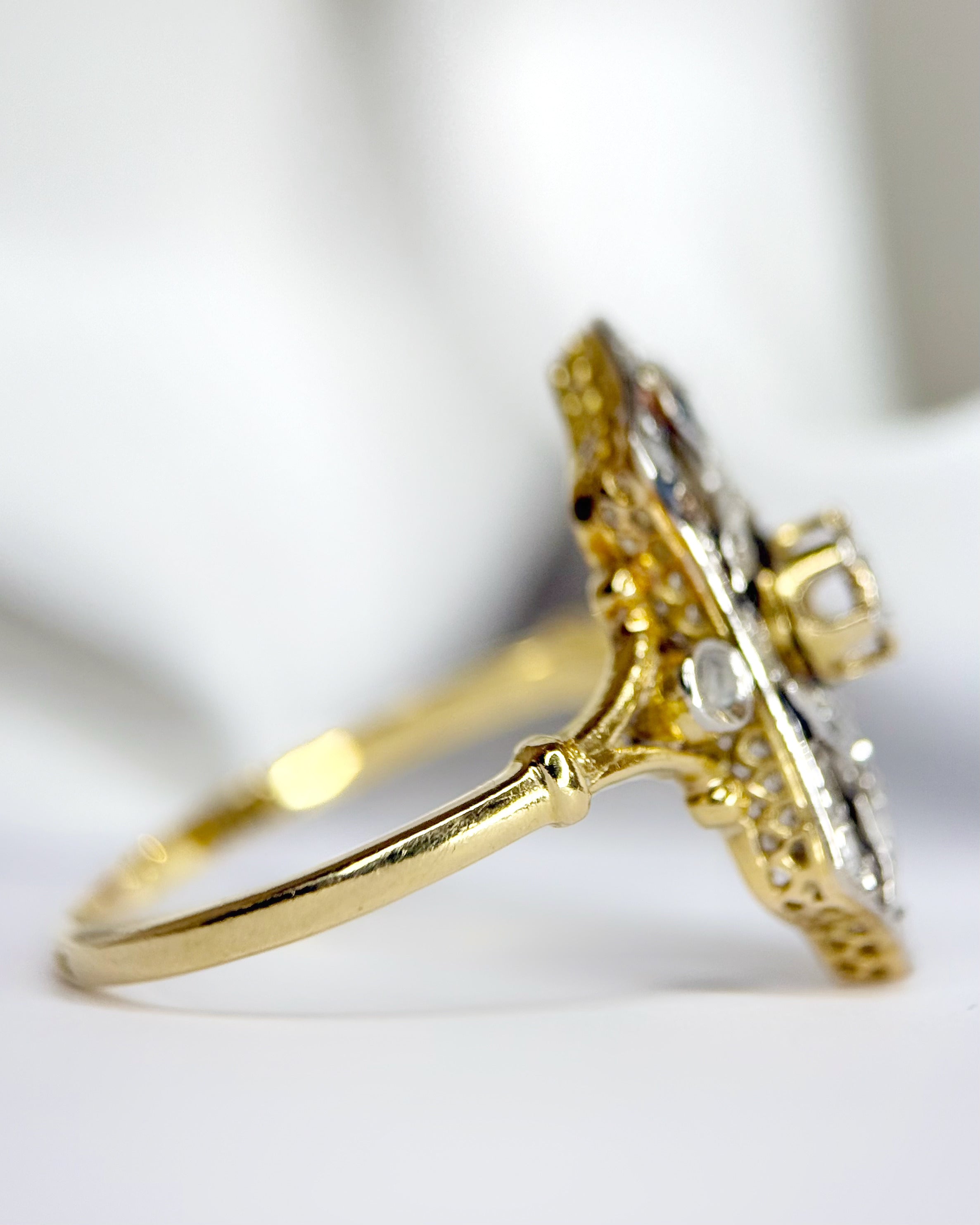 Art Deco Diamond Ring “Ariette”