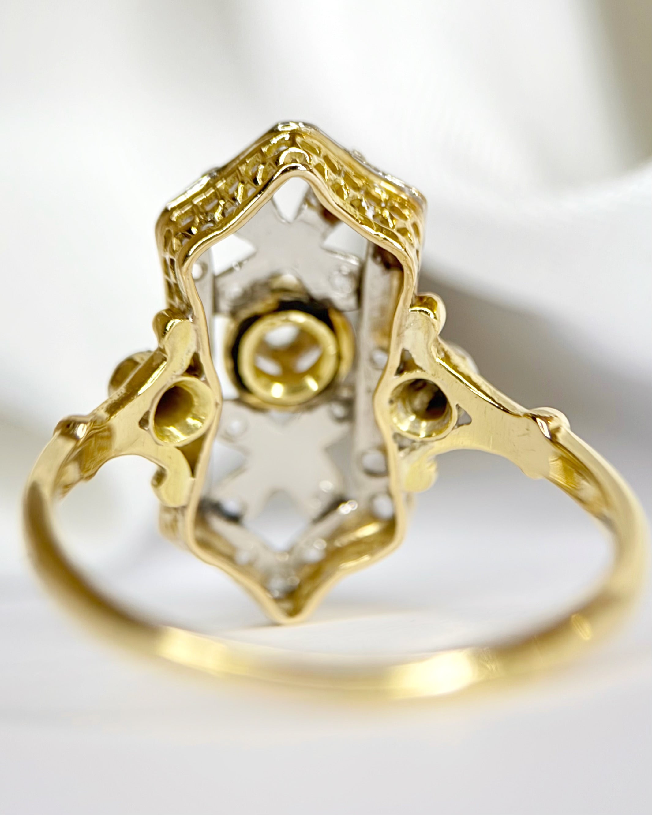 Art Deco Diamond Ring “Ariette”