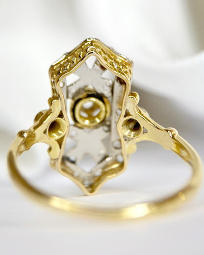 Art Deco Diamond Ring “Ariette”