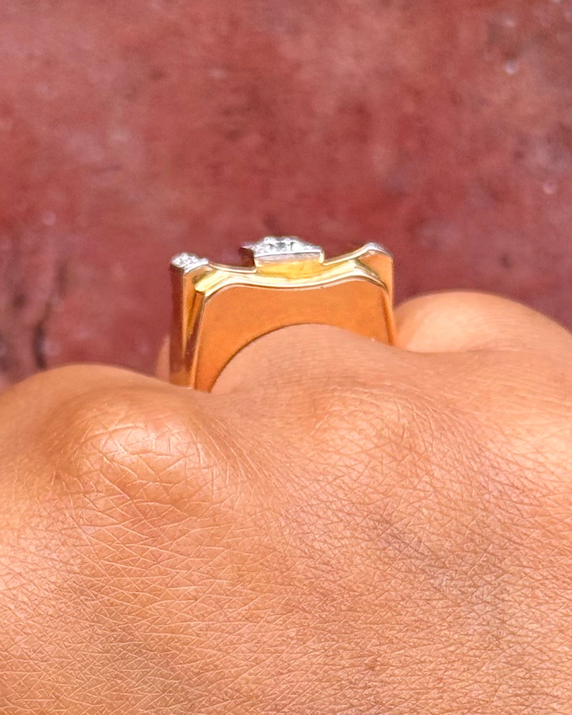 Cassie Tank Ring with 0.57-carat Diamonds &amp; 18-Carat Gold, 8.86 g