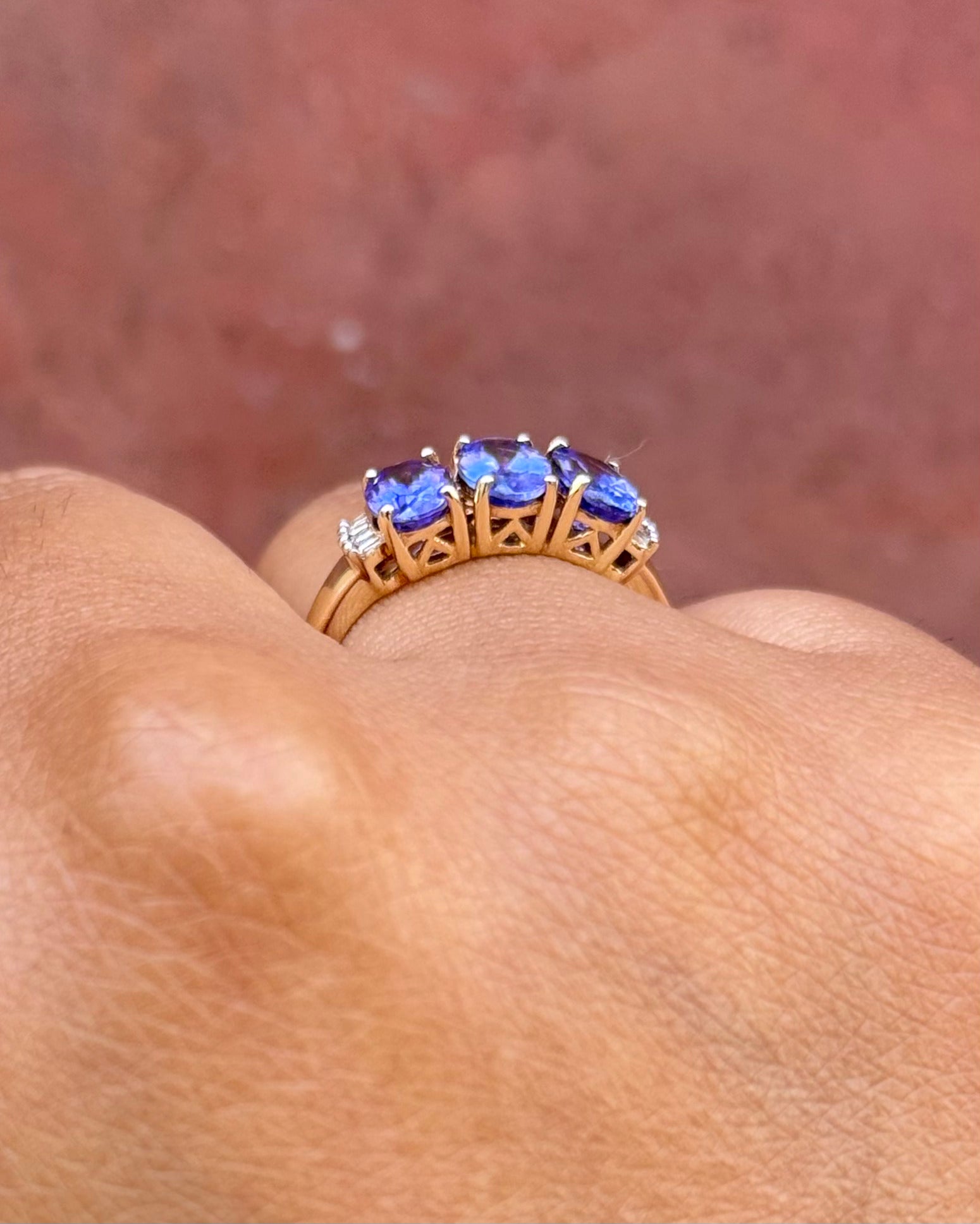 Bague Trilogie Tanzanite 2.10 carats &amp; Diamants "Anita"