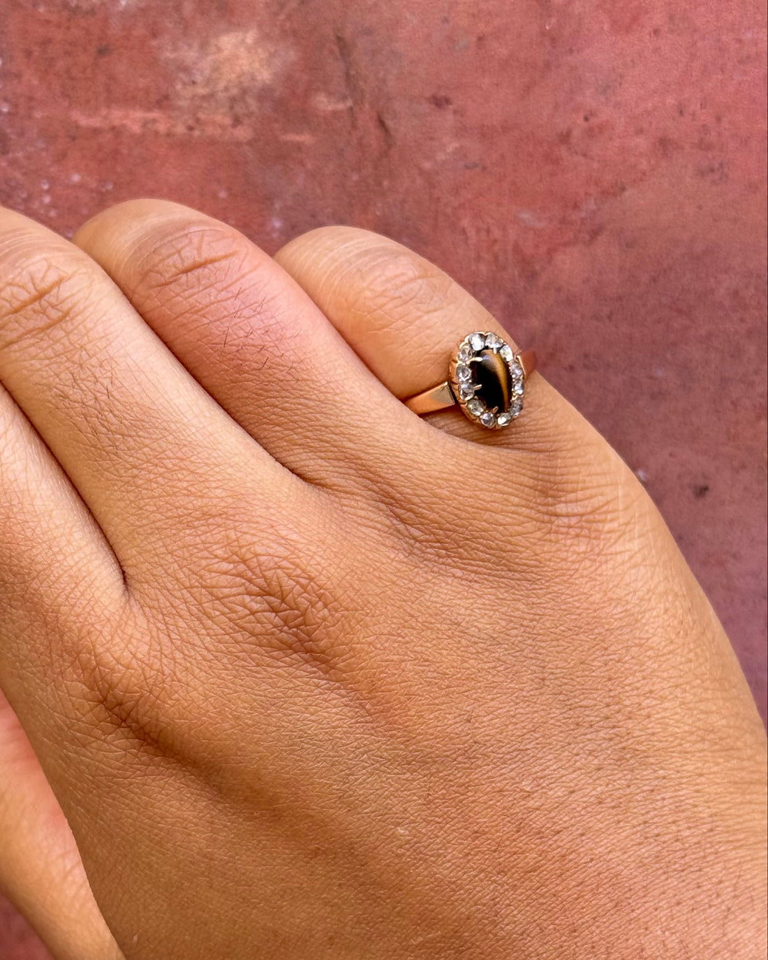 Bague Marguerite Œil de Tigre 0.60 carat &amp; Diamants 0.39 carat "Carmen"