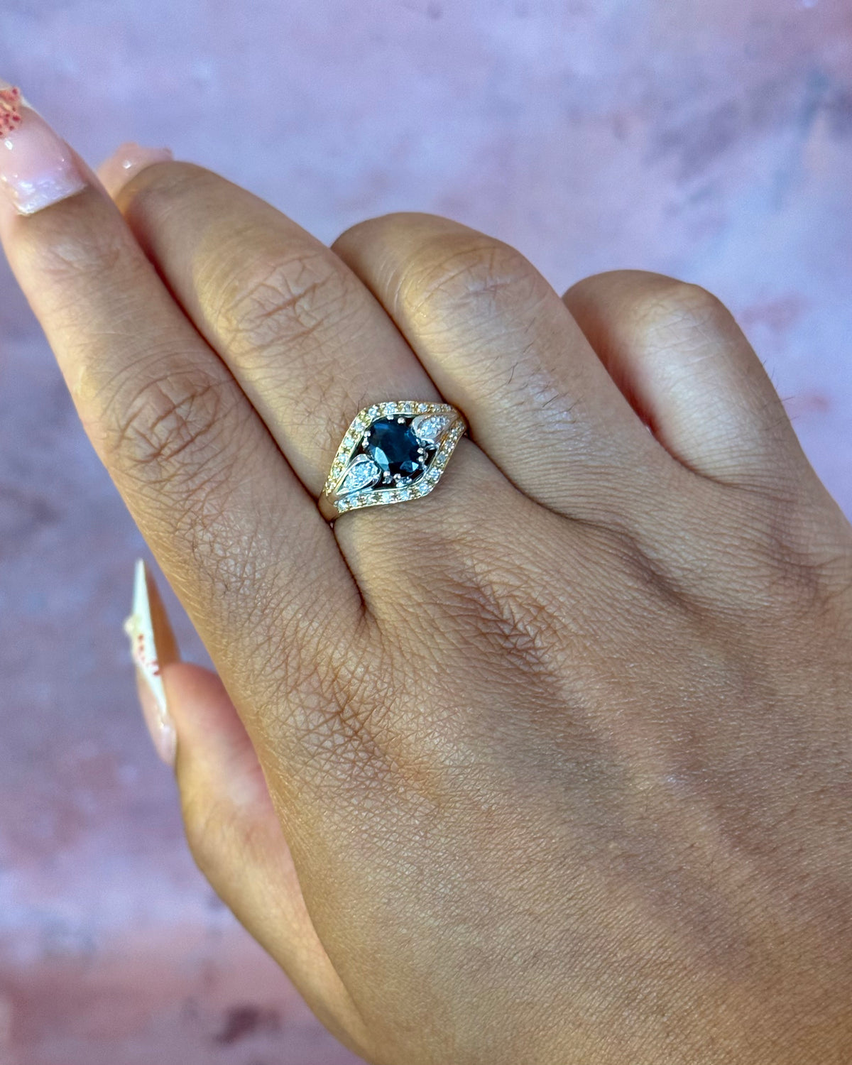 Bague Bandeau Saphir 0.70 carat &amp; Diamants 0.28 carat "Eliane"