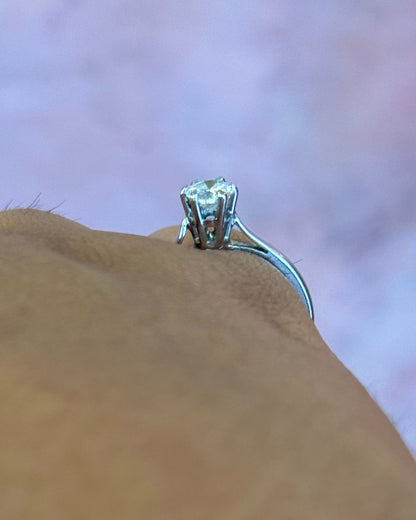 Bague Solitaire Diamant 0.35 carat F/VS2 "Viana"