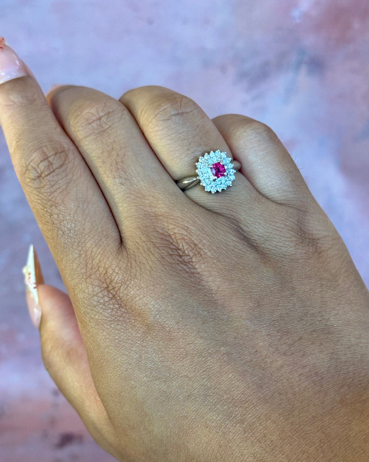 Anillo Marguerite Rubí de Mozambique 0,43 quilates y Diamantes 0,43 quilates "Monica"