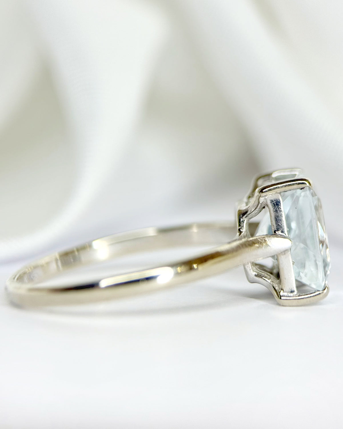 2.90-carat "Marine" aquamarine cocktail ring