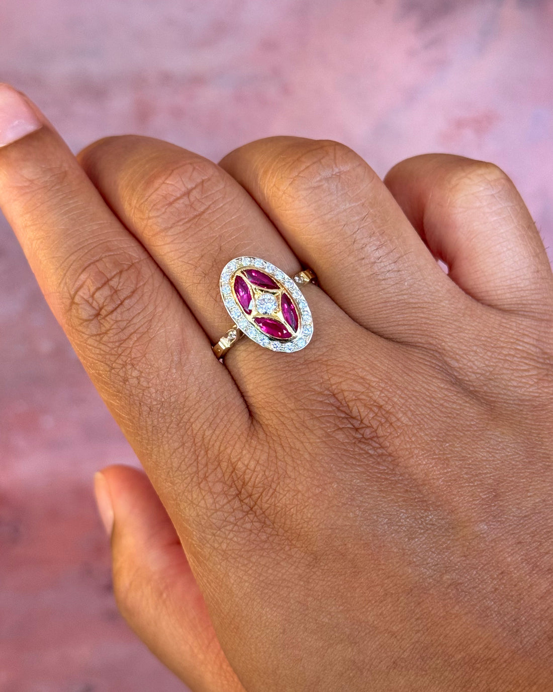 Bague Style Art-Déco Rubis 0.52 carat &amp; Diamants 0.37 carat "Céline"