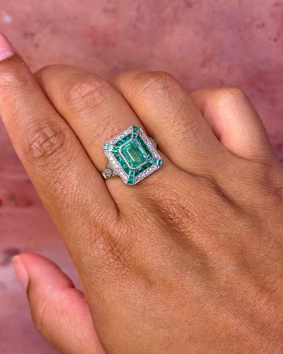 Art Deco-Style Ring Emeralds 1.74 carat &amp; Diamonds 0.24 carat "Océane"