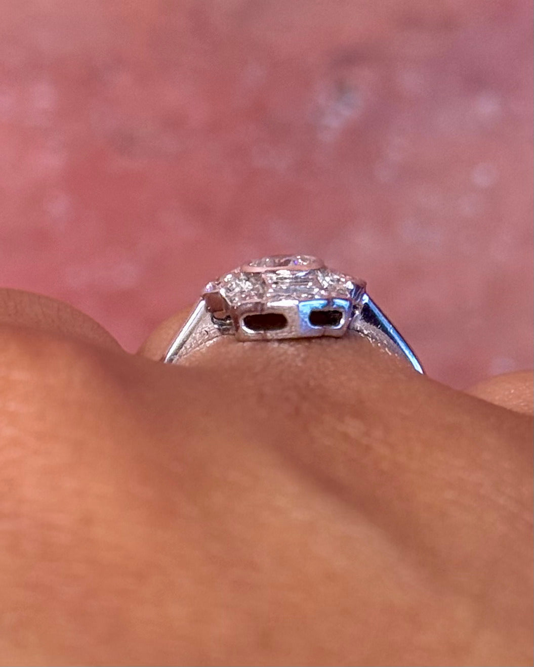 Anillo Art Déco con diamantes de 0.92 quilates «Sienna»