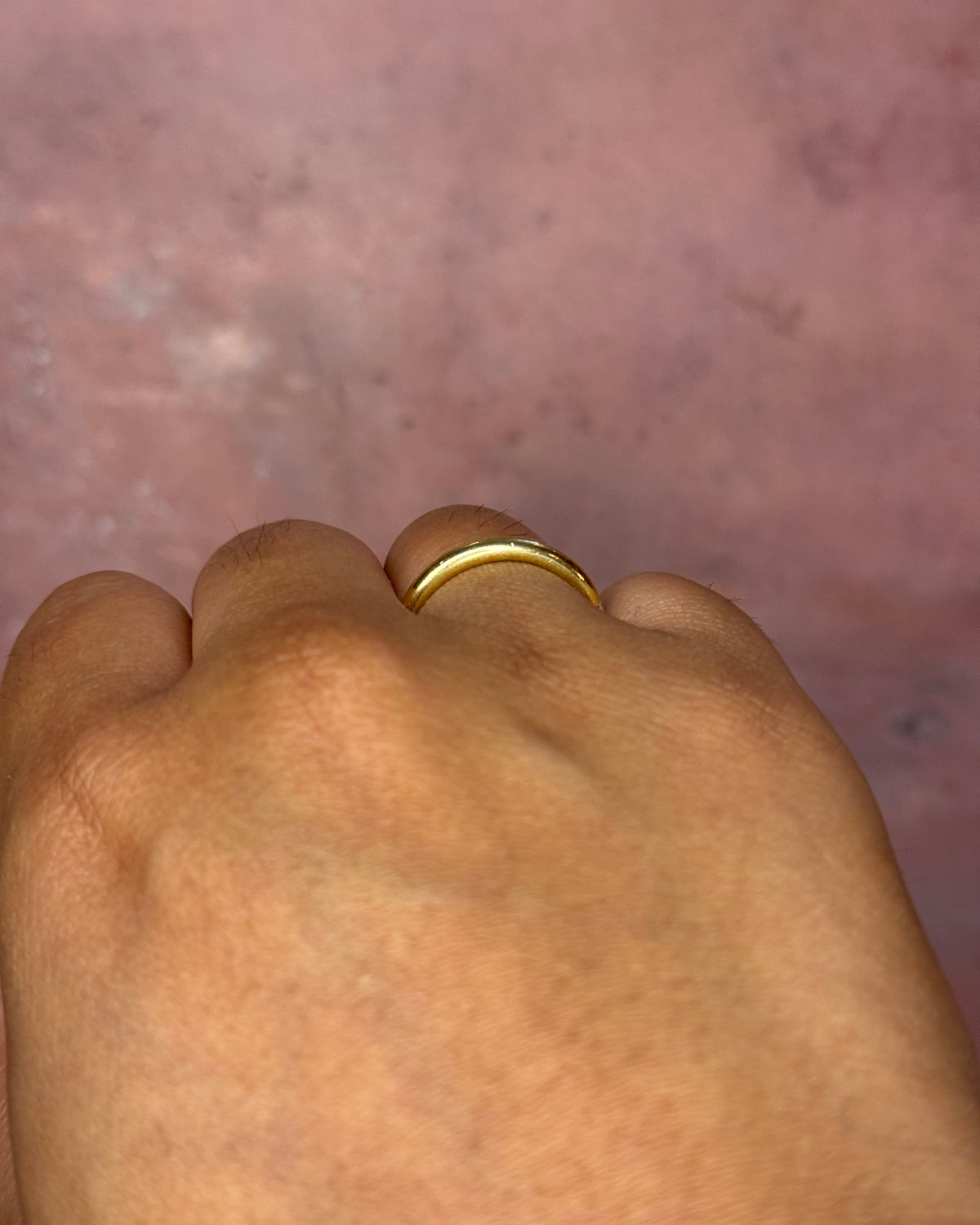 “Léa” Diamond Solitaire Band Ring in Gold 4g